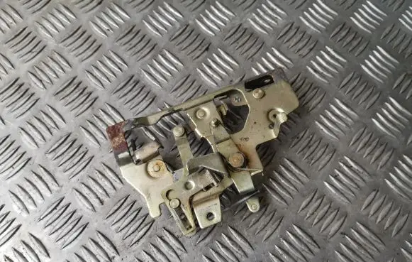 Volkswagen Transporter - Caravelle T4 Sliding door lock 701827503A