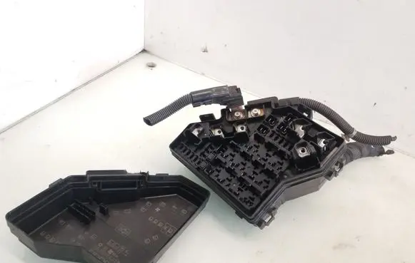 Honda Civic Fuse module SNDJ010