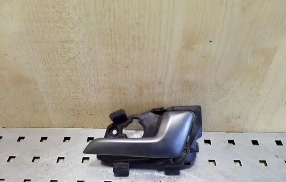 KIA Rio Front door interior handle 826201W010