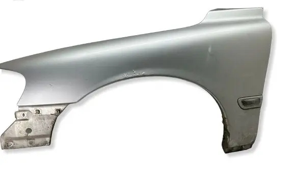 Volvo V70 Fender 