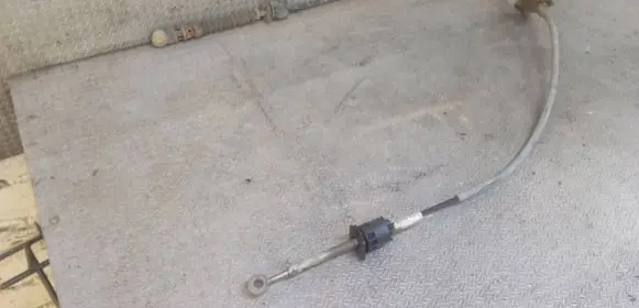 Volvo XC90 Gear shift cable linkage 9480954