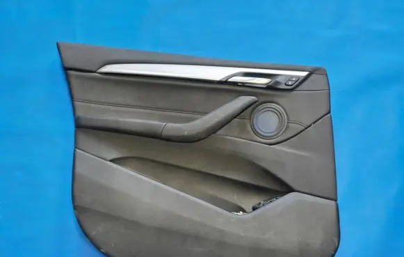 BMW X1 F48 F49 Front door card panel trim