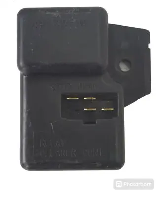 Subaru Forester SF Window wiper relay 3300120517