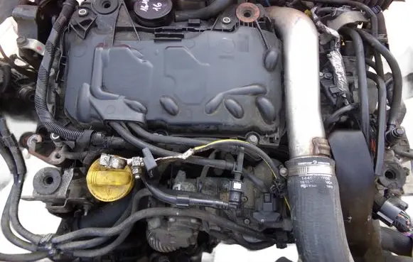 Nissan Qashqai+2 Engine M9R833 19MB47