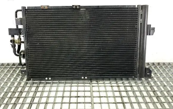 Opel Zafira A Coolant radiator 