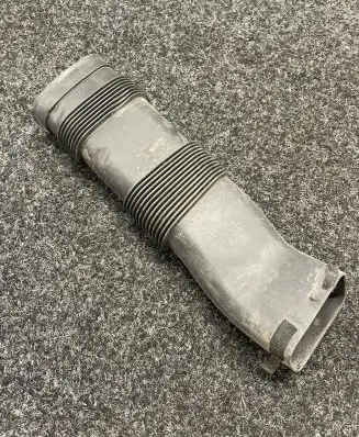BMW 4 F32 F33 Turbo air intake inlet pipe/hose 8507567