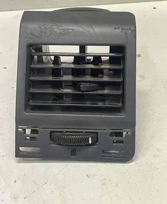 Mercedes-Benz Vito Viano W638 Dashboard side air vent grill/cover trim 6388311060 6388311260 5388310760