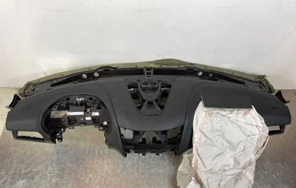 Maserati Levante Dashboard