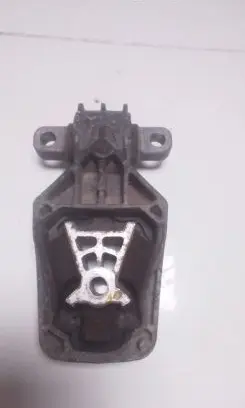 Mercedes-Benz GLA W156 Engine mount bracket A2462401209