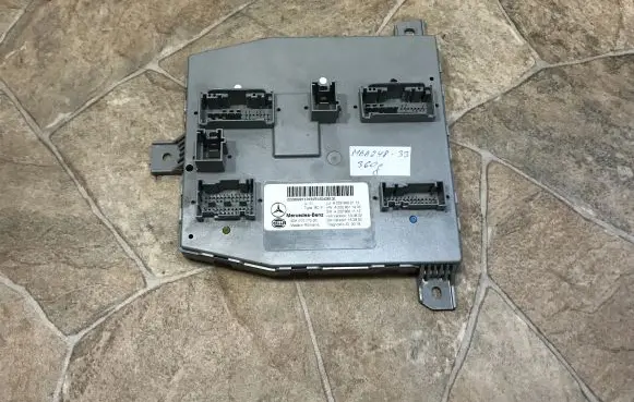 Mercedes-Benz S C217 Fuse module A2229002113