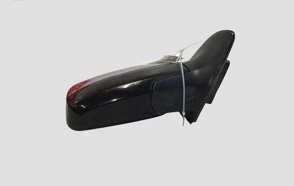 KIA Sorento Front door electric wing mirror