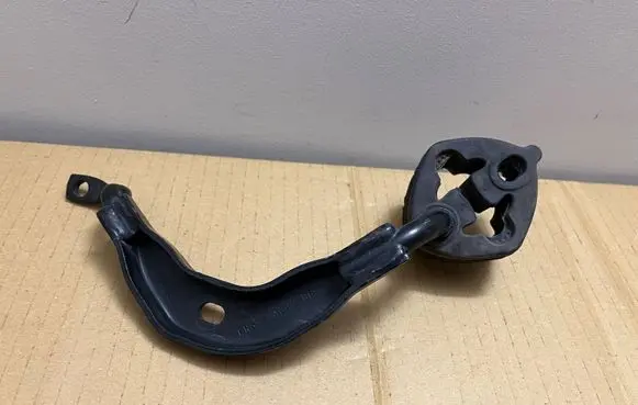 Muffler mount bracket/holder