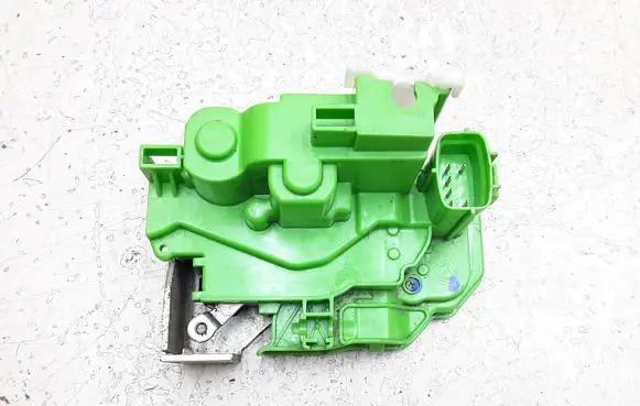 Alfa Romeo Mito Front door lock