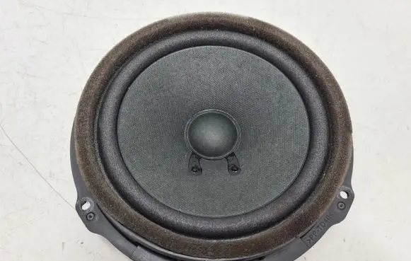 Ford Focus Front door speaker AA6T18808AA