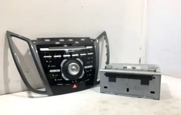 Ford C-MAX II Radio/GPS head unit trim Am5t18k811ma37ce AM5T18C815XK