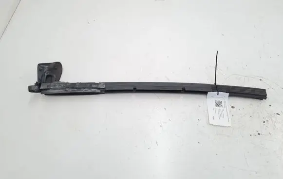 Audi A4 S4 B7 8E 8H Front door rubber seal 8H0839479C