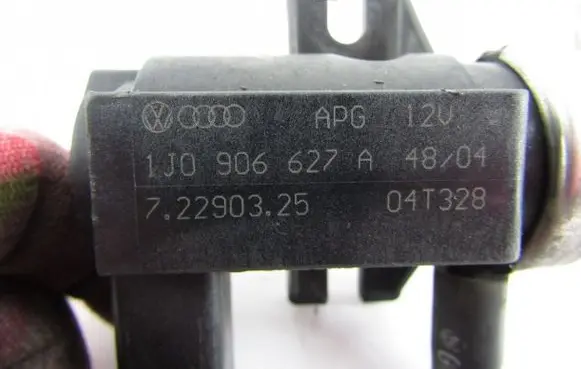 Volkswagen Touareg I Turbo solenoid valve 1j0906627a