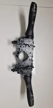 Nissan X-Trail T32 Indicator stalk 15331SD1
