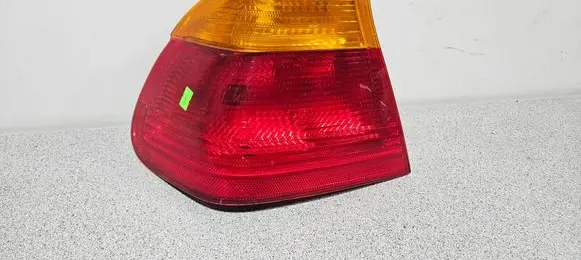 BMW 3 E46 Rear/tail lights 8364921