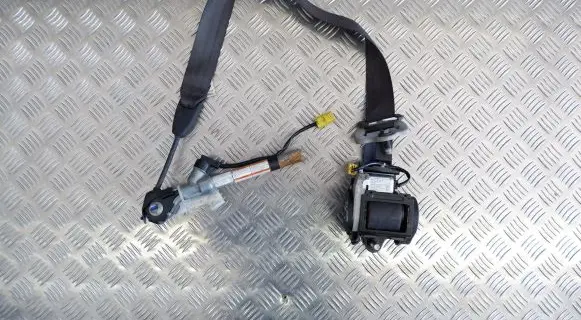 Honda CR-V Front seatbelt 81850SWWE0