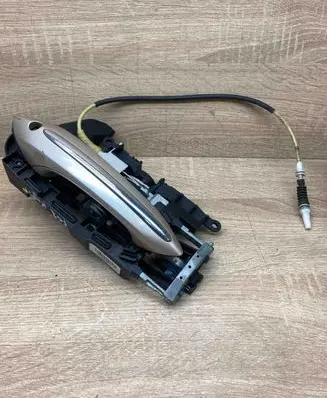 BMW 5 GT F07 Front door exterior handle/bracket X1713801306 LHFRONT
