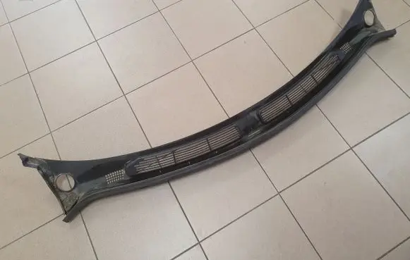 Wiper trim