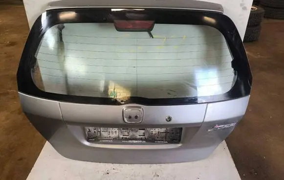 Tailgate/trunk/boot lid