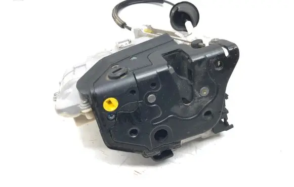 Audi A4 S4 B8 8K Rear door lock 8K0839015