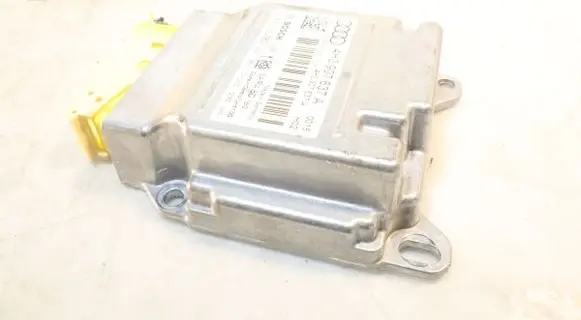 Audi A8 S8 D4 4H Alarm control unit/module 
