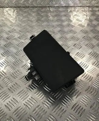 Audi Q2 - Fuse box cover VW14263