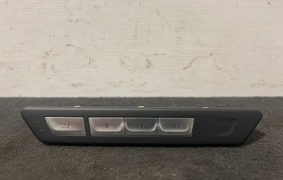 BMW 7 G11 G12 Seat memory switch 9382803