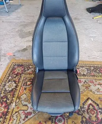 Mercedes-Benz CLA C117 X117 W117 Front passenger seat 