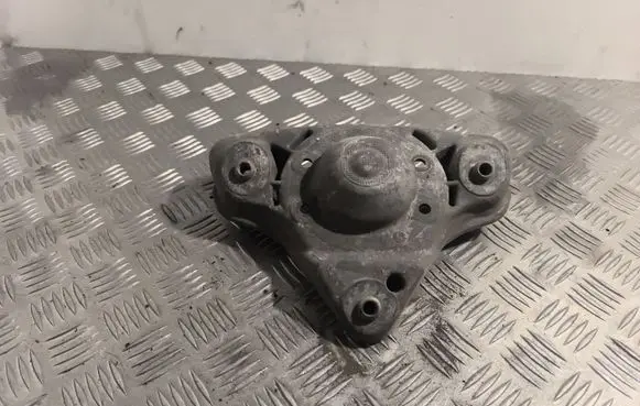 Volkswagen PASSAT B5 Coil spring mount 8D0412383E