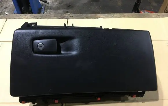 BMW X5 F15 Glove box 9287302 9276266