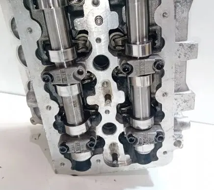 Jeep Grand Cherokee Engine head 90352084F