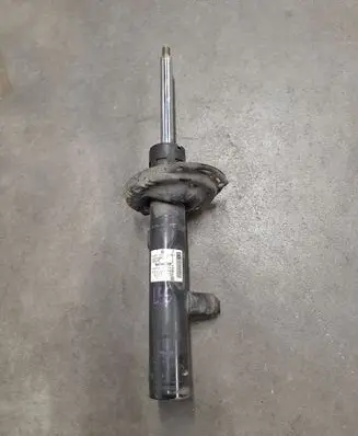 Volkswagen PASSAT B8 Front shock absorber/damper 3Q0413031AK