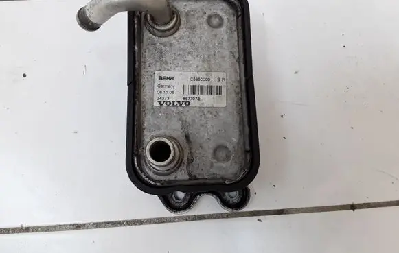 Volvo S40, V40 Oil filter mounting bracket O5850000