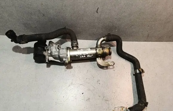 Citroen C4 I Picasso EGR valve cooler 9645689780 875816W