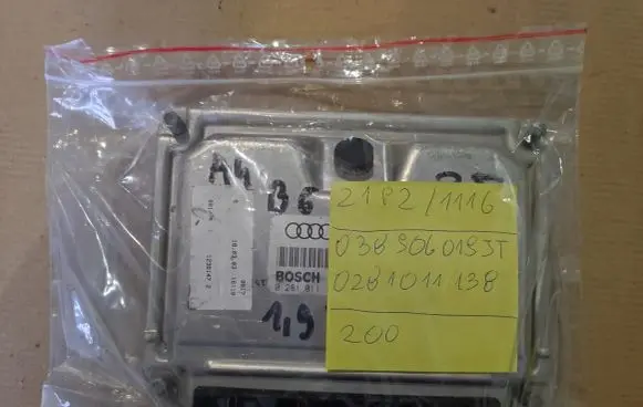 Audi A4 S4 B5 8D Engine control unit/module 038906019JT