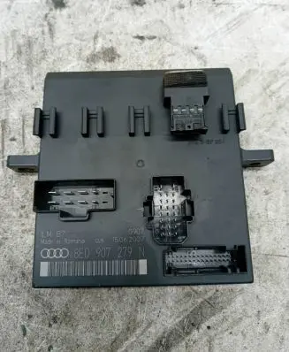Audi A4 S4 B7 8E 8H Comfort/convenience module 8E0907279N