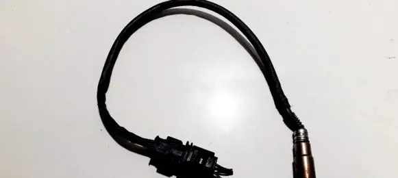Mercedes-Benz C AMG W204 Lambda probe sensor 0035427018 0s000710t074