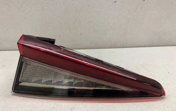 Skoda Enyaq iV Tailgate rear/tail lights 5LG945307C 2VP01478801 00163099