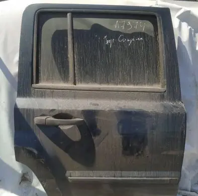Jeep Patriot Rear door juodos