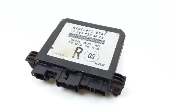 Mercedes-Benz C W203 Door control unit/module 2038206626 3X1391
