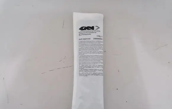 BMW 5 G30 G31 Front driveshaft 2179708