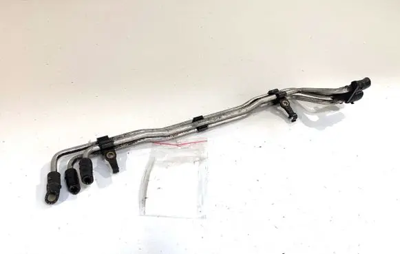 Volkswagen PASSAT B6 Fuel line/pipe/hose