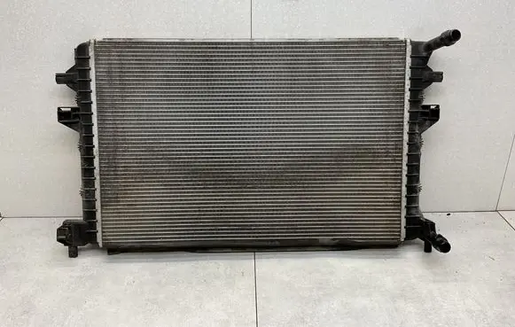 Skoda Octavia Mk3 (5E) Coolant radiator 5Q0121251HS