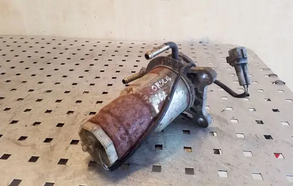 Toyota Corolla E120 E130 Mechanical fuel pump 