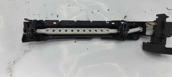 Mercedes-Benz E W211 Glove box lock A2116800184