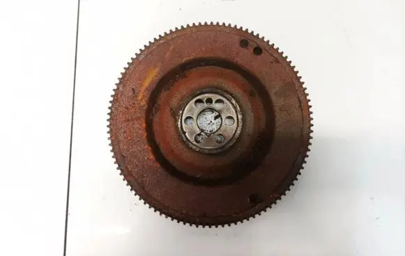 Nissan King Cab, Navara Flywheel
